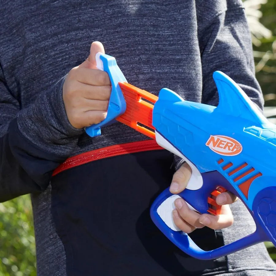 Nerf Junior Wild Sharkfire – Blaster Giocattolo Hasbro | 6,7cm x 40,6cm x 22,9cm