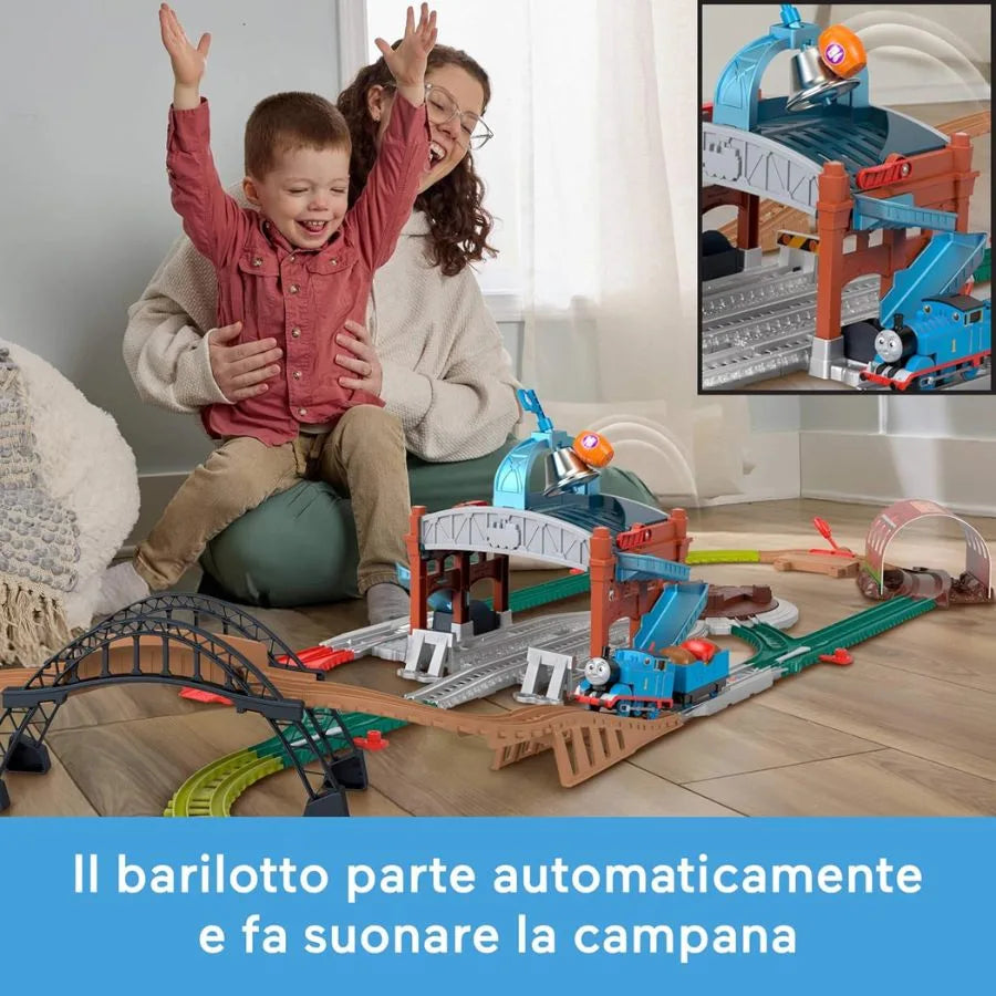 Centro di Consegna Barili Thomas & Friends – Set Motorizzato - Fisher Price | 56cm x 10cm x 38cm