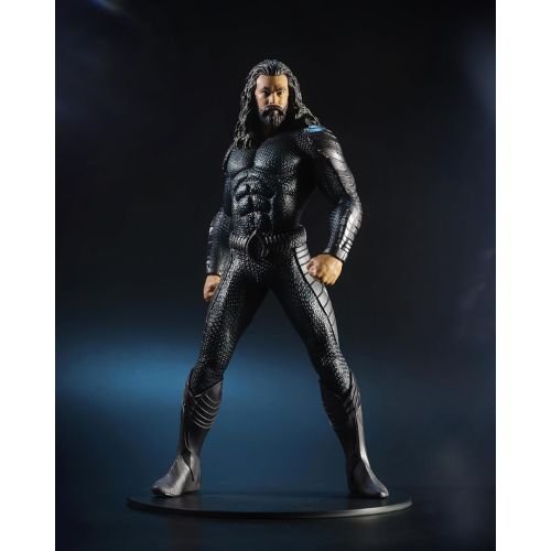 Aquaman e Il Re Perduto: Action Figure da Collezione con Tuta Stealth