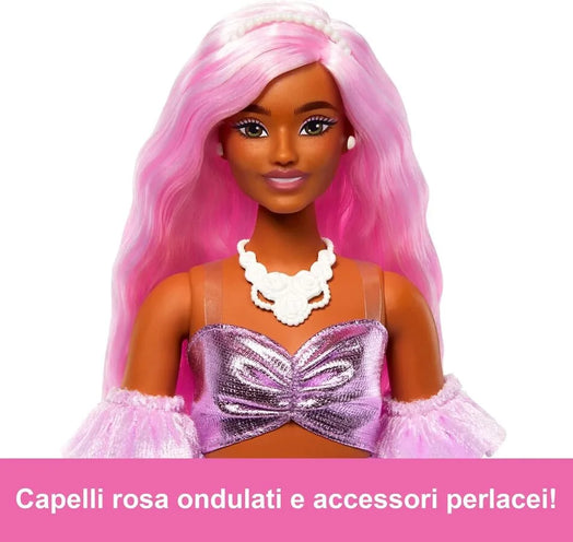 Barbie Deluxe Style n.1, capelli rosa e abito lucido Barbiecore con accessori di lusso – Mattel | 4cm x 9,5cm x 29,5cm