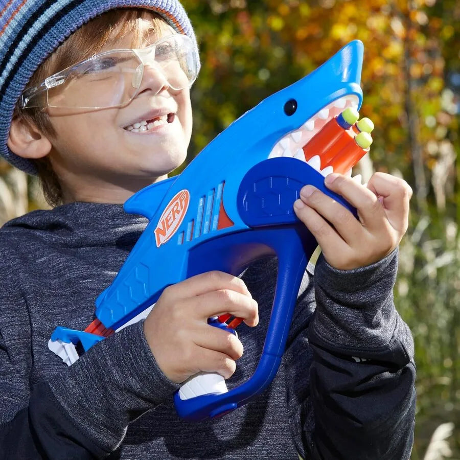 Nerf Junior Wild Sharkfire – Blaster Giocattolo Hasbro | 6,7cm x 40,6cm x 22,9cm