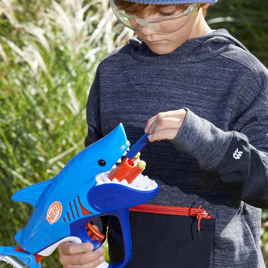Nerf Junior Wild Sharkfire – Blaster Giocattolo Hasbro | 6,7cm x 40,6cm x 22,9cm