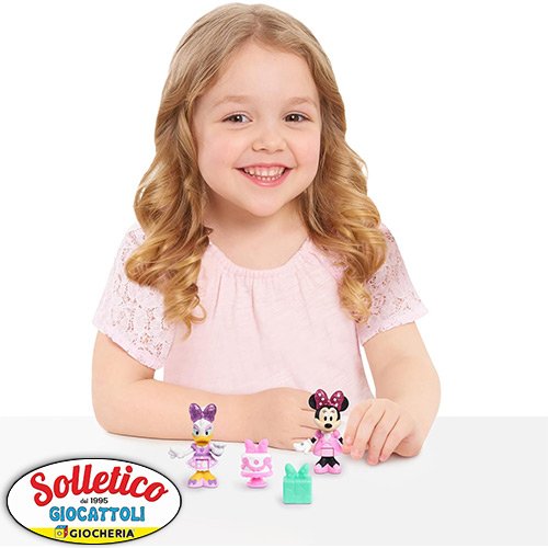 Minnie Coppia di Personaggi: Divertimento Assicurato con Minnie Mouse!